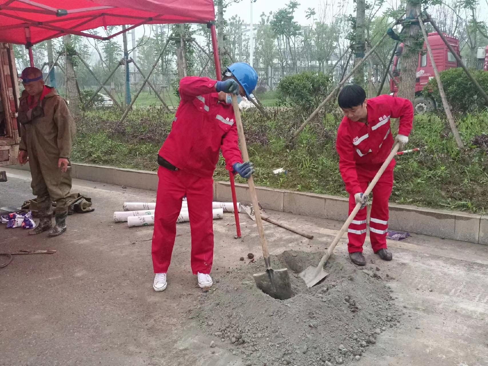 安龙管道疏通哪家好】及时进行市政管道清淤